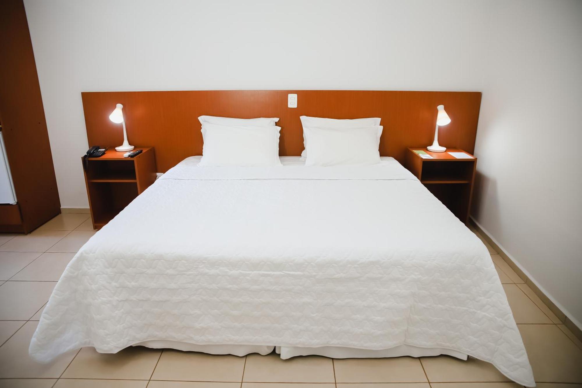 Hotel Agua Das Araras Paraguacu Paulista ห้อง รูปภาพ